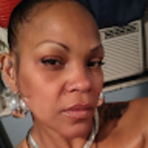 Meet your Posher, Ana